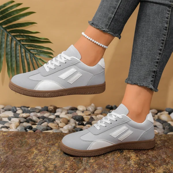 Shoes Woman 2025 Trend Casual Sneakers Comfortable Lace Up Flats Tennis Shoe Breathable Walking Jogging Shoe Zapatillas De Mujer