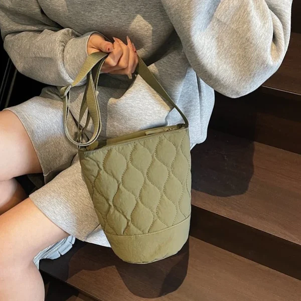 Grid Crossbody Bag - Adjustable Straps Durable Material Green Color Secure Zipper Closure for Outdoor Travel Commuting And Casua